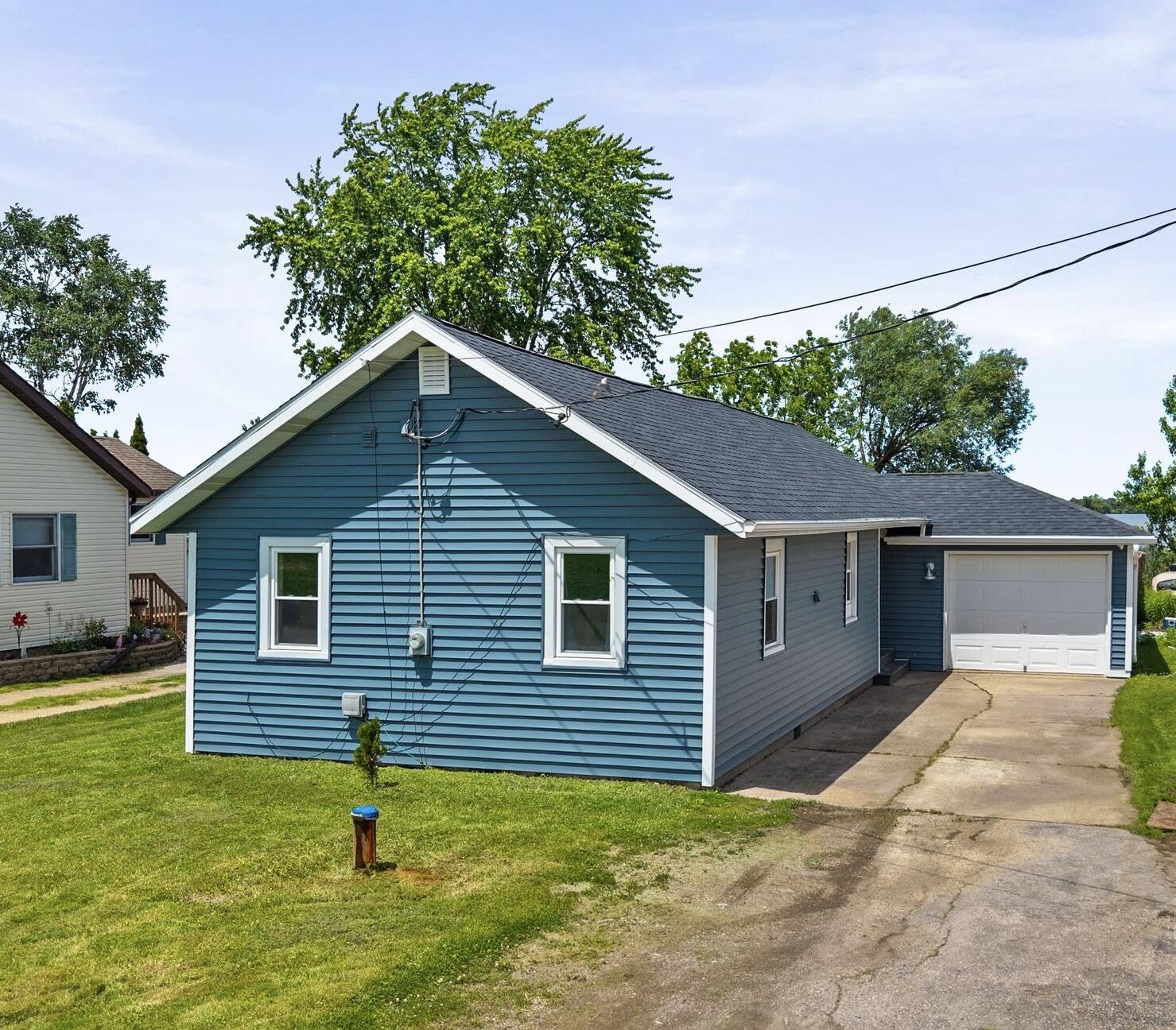 5660 West Reighmoor Road Omro, WI 54963 - Photo 5 of 43 5660 W Reighmoor Rd