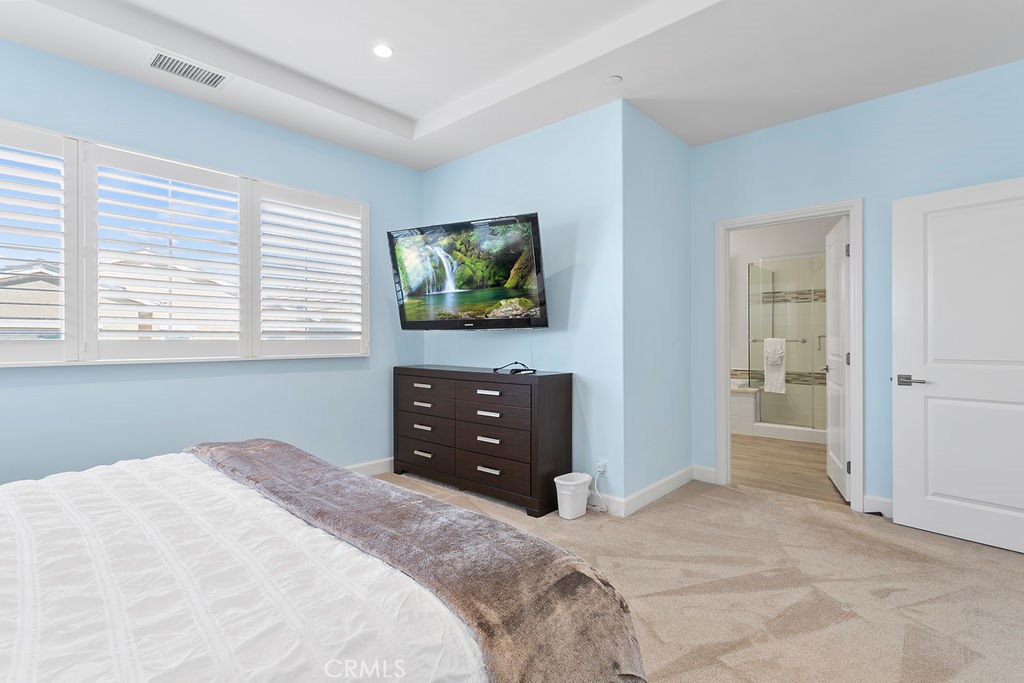113 Baja Irvine, CA 92620 - Photo 16 of 27