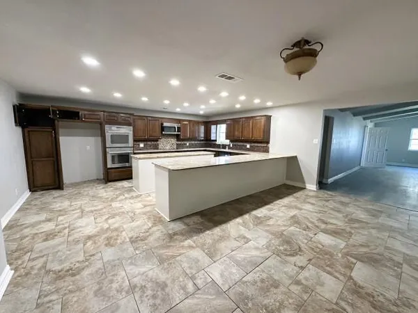 $664,900 | 600 Farm To Market 45, Brownwood, TX 76801