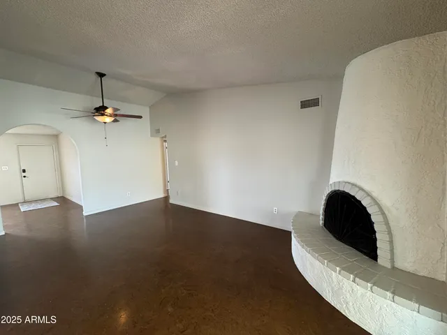 $1,695 | 5222 West Carol Avenue, Glendale, AZ 85302