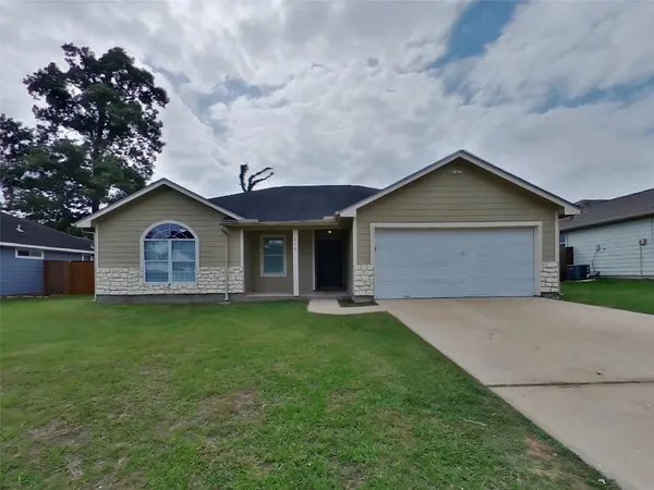 $1,469 | 224 Kellyn Court, Conroe, TX 77306