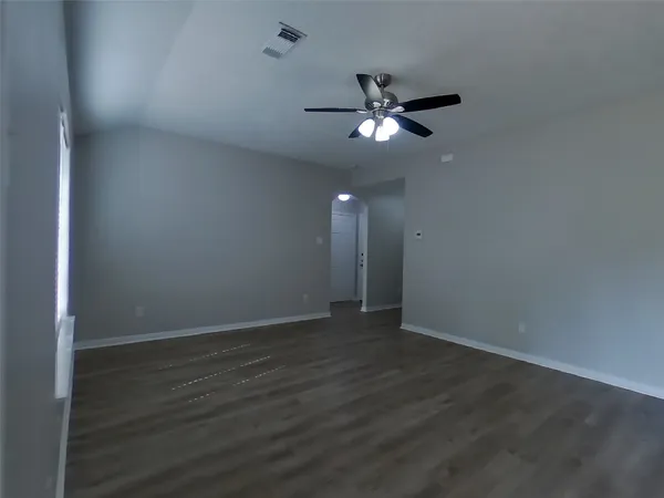 $1,469 | 224 Kellyn Court, Conroe, TX 77306