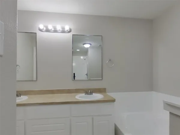 $1,469 | 224 Kellyn Court, Conroe, TX 77306