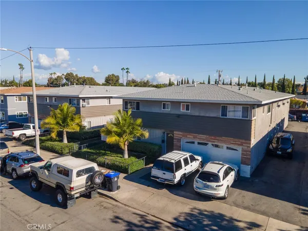 $4,300,000 | 1118-1124 North Mayfair Avenue, Anaheim, CA 92801