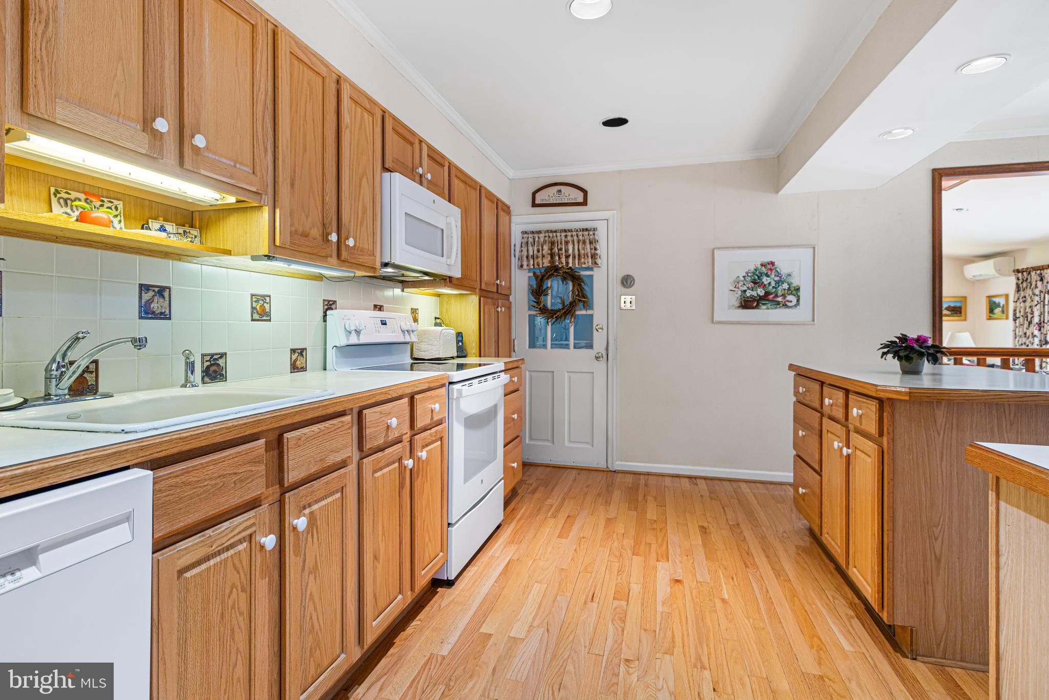 1036 Kipling Road Jenkintown, PA 19046 - Photo 11 of 35 Kitchen