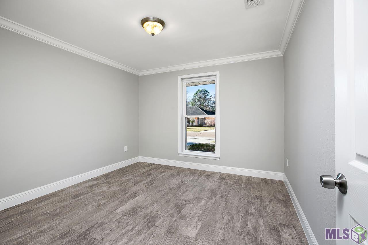 1430 Rue Crozat Baton Rouge, LA 70810 - Photo 12 of 25