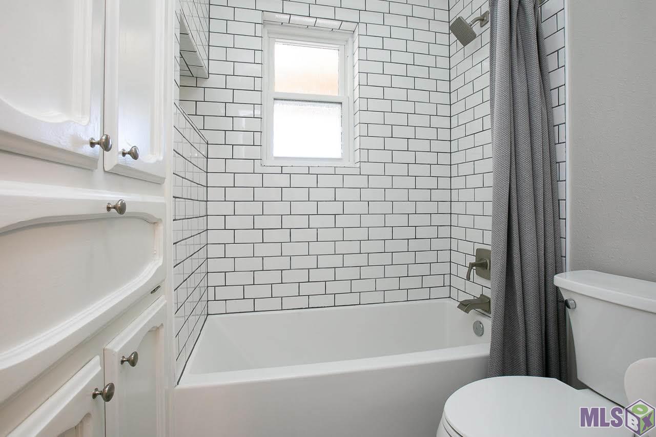 1430 Rue Crozat Baton Rouge, LA 70810 - Photo 15 of 25