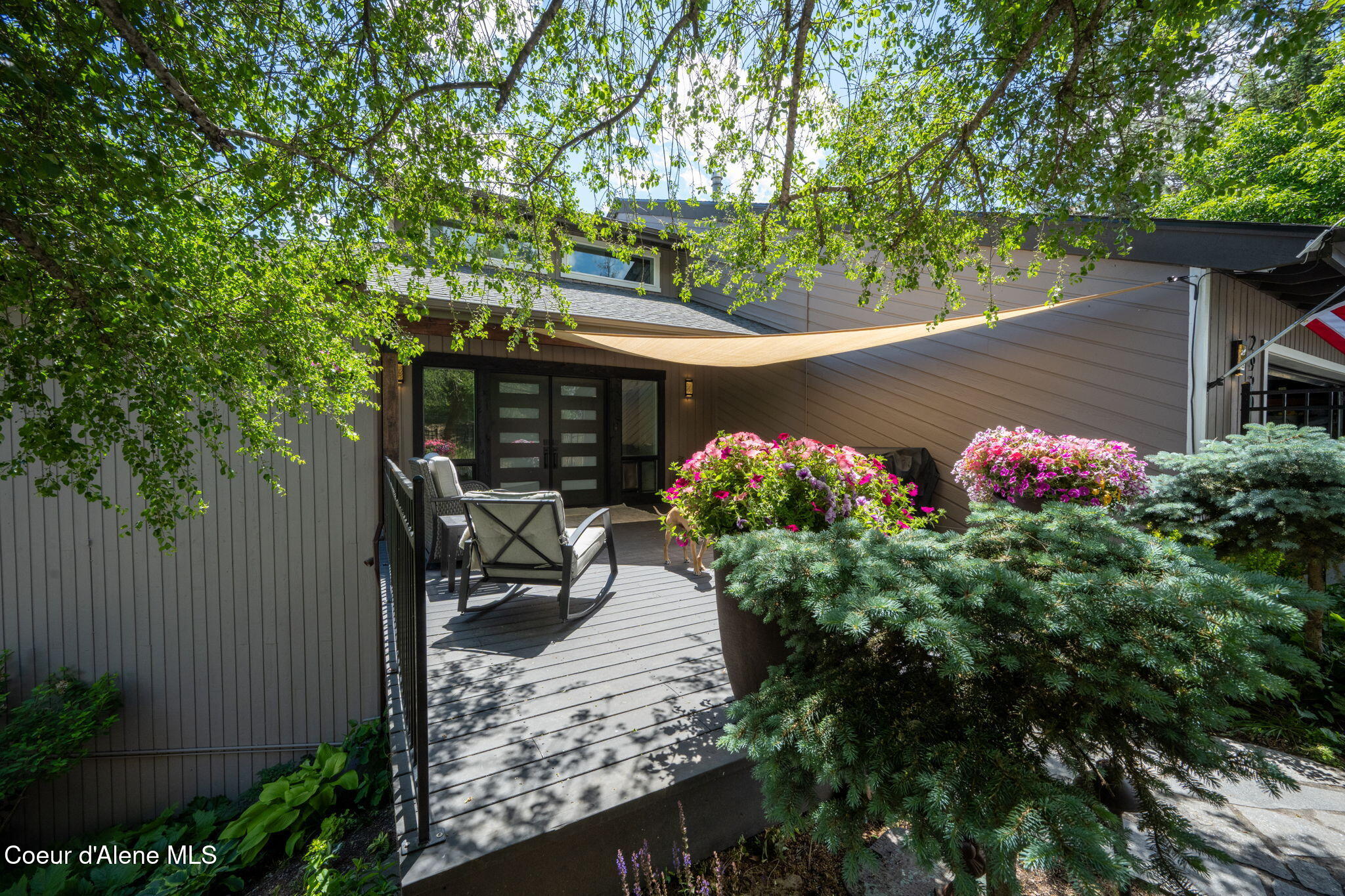 2920 East Fernan Hill Road Coeur D'Alene, ID 83814 - Photo 4 of 64 Front Entrance