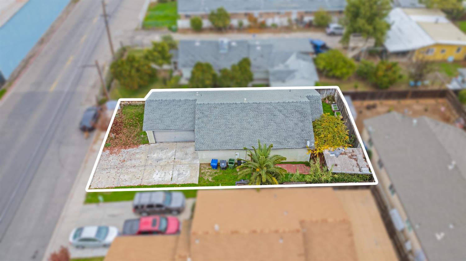 310 West F Street Turlock, CA 95380 - Photo 26 of 27 a view of outdoor space and yard