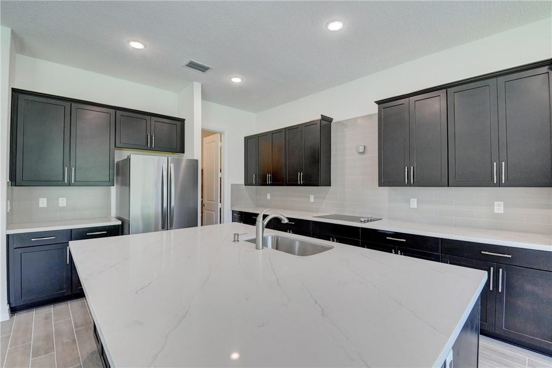 9533 Captiva Circle Boynton Beach, FL 33437 - Photo 11 of 27 Kitchen