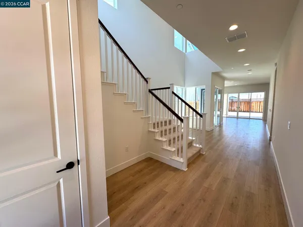 $799,000 | 17585 Bushwick Lane, Lathrop, CA 95330