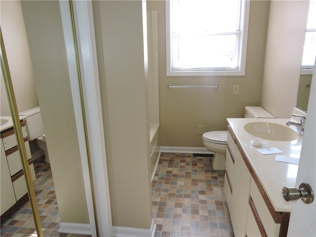 908 Point Road Westminster, SC 29693 - Photo 26 of 30 Gallery Image 26