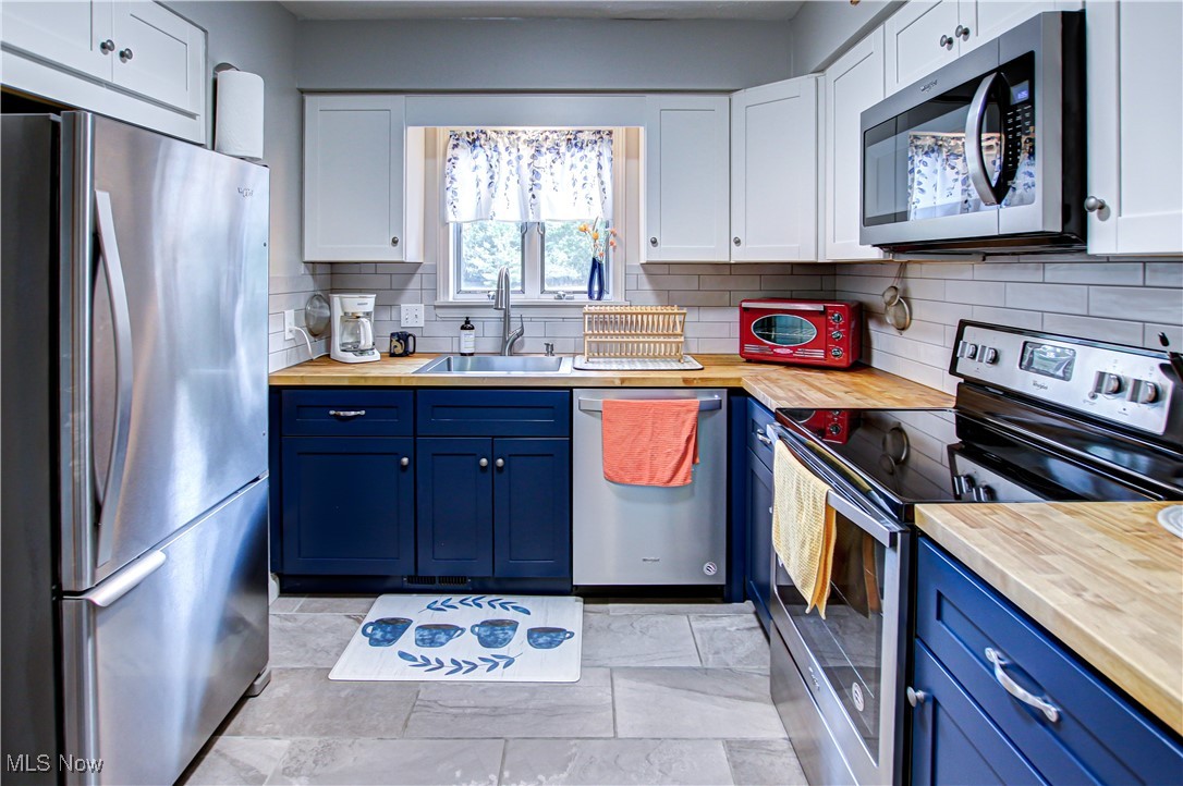 200 Granger Road, Unit 41 Medina, OH 44256 - Photo 3 of 50 Gallery Image 3