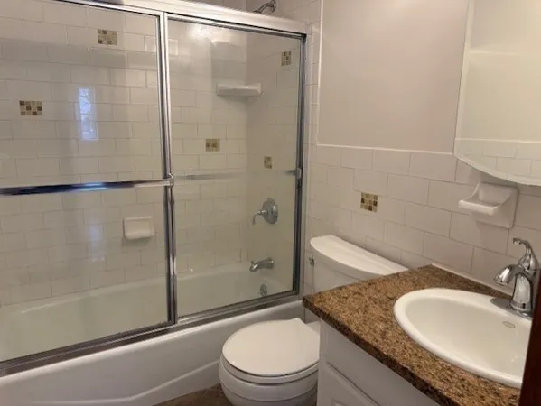 $2,700 | 12 Cutter Street, Unit 1, Waltham, MA 02453