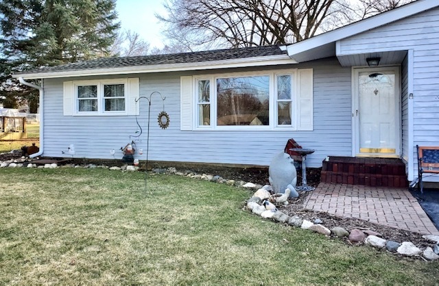 2609 Crystal Lake Road Cary, IL 60013 - Photo 5 of 21