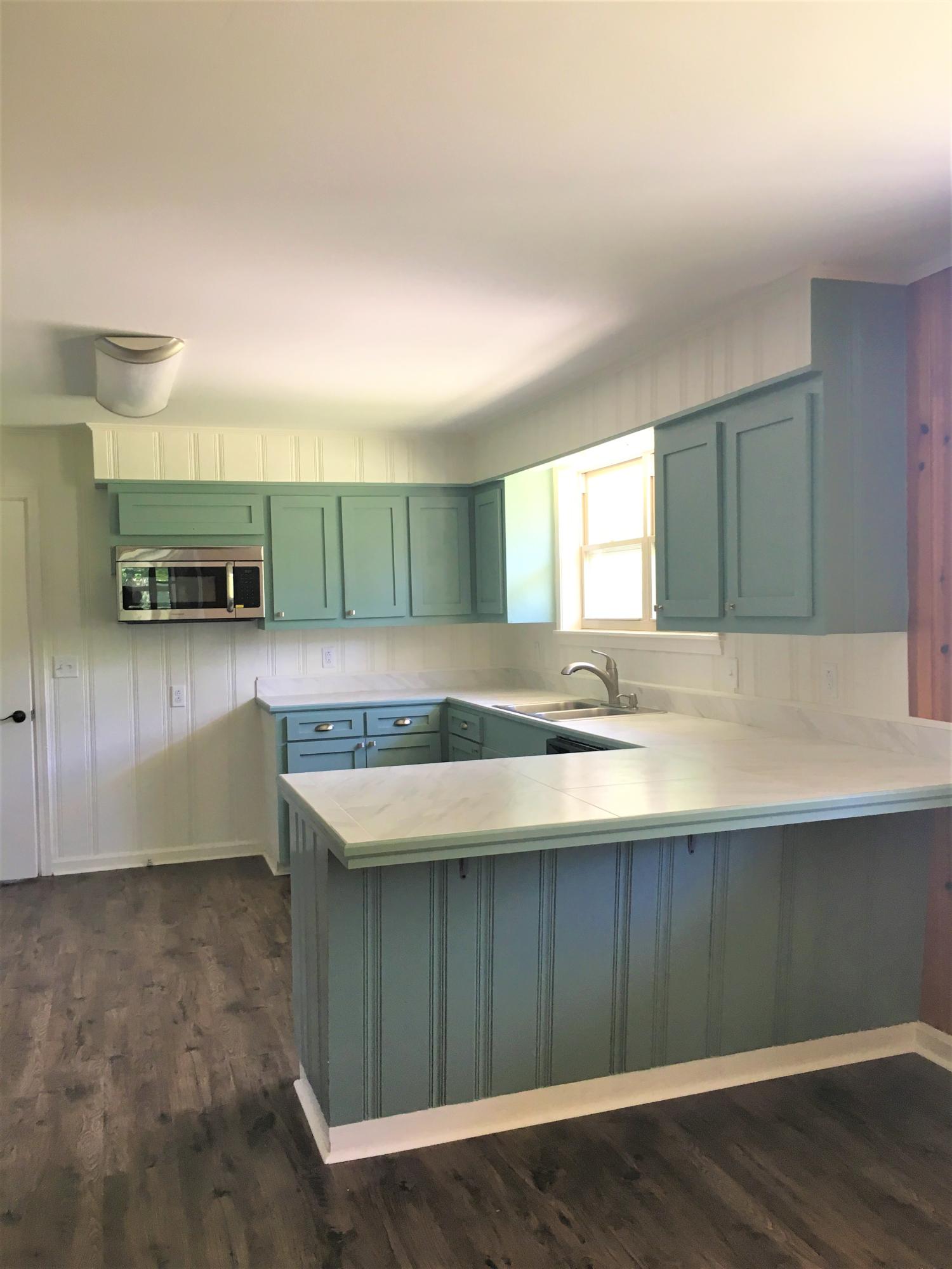 121 Ruffin Road Walterboro, SC 29488 - Photo 9 of 25 121 Ruffin Road