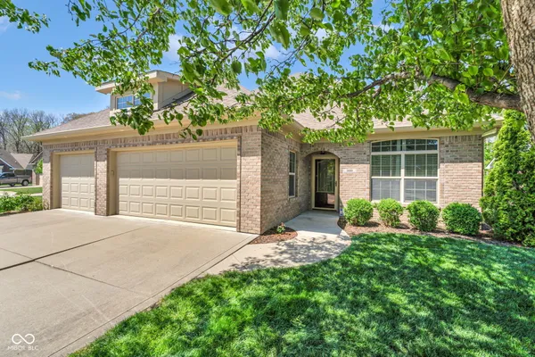 $519,900 | 5666 Augusta Woods Drive, Plainfield, IN 46168