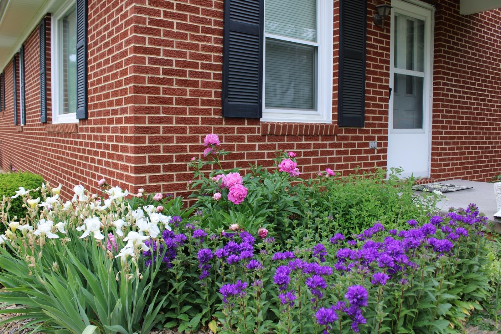 1400 Spring Hill Road Staunton, VA 24401 - Photo 15 of 43 Gallery Image 15