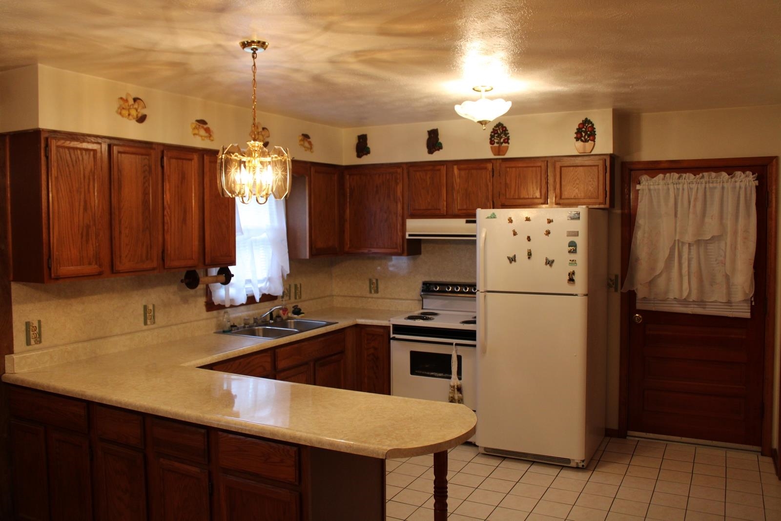 1400 Spring Hill Road Staunton, VA 24401 - Photo 20 of 43 Gallery Image 20