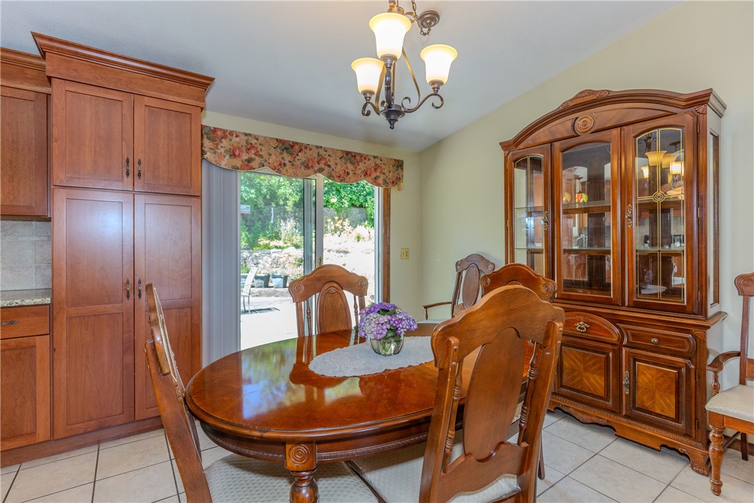 83 Curry Road Cranston, RI 02920 - Photo 14 of 40 Gallery Image 14