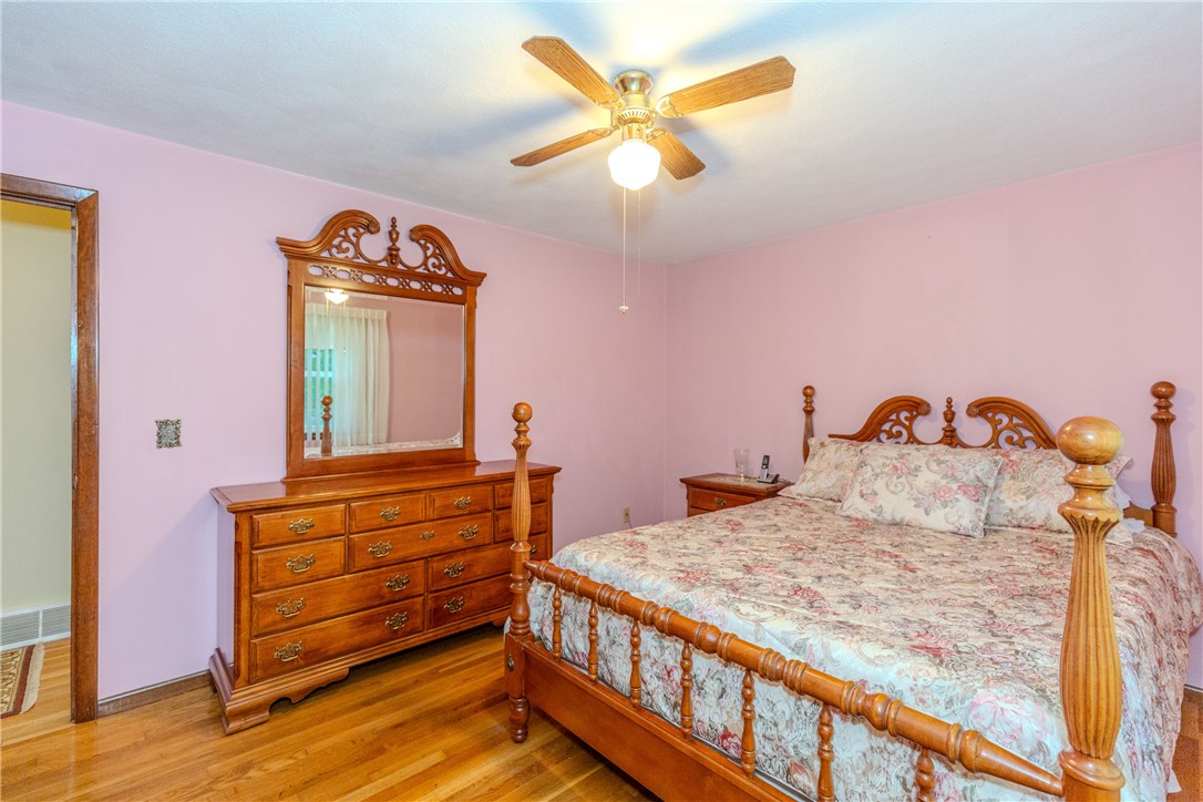 83 Curry Road Cranston, RI 02920 - Photo 22 of 40 Gallery Image 22