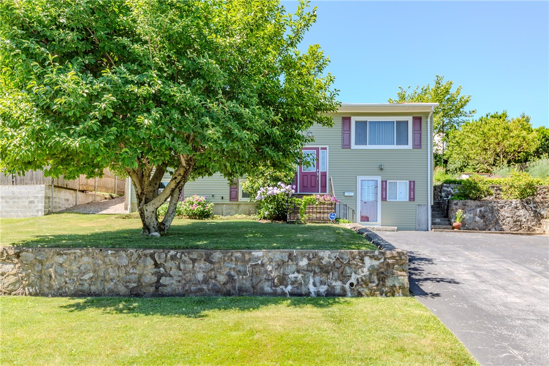 83 Curry Road Cranston, RI 02920 - Photo 34 of 40 Gallery Image 34