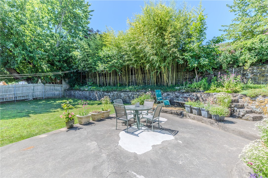 83 Curry Road Cranston, RI 02920 - Photo 35 of 40 Gallery Image 35