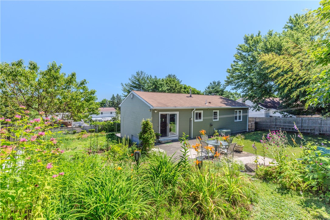 83 Curry Road Cranston, RI 02920 - Photo 36 of 40 Gallery Image 36