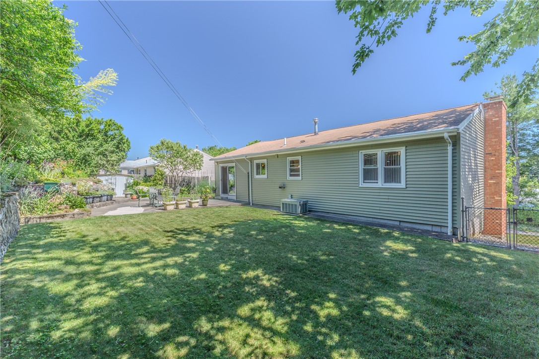 83 Curry Road Cranston, RI 02920 - Photo 40 of 40 Gallery Image 40