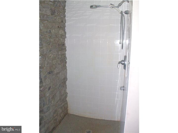 304 Swartley Road Hatfield, PA 19440 - Photo 17 of 21 Bathroom