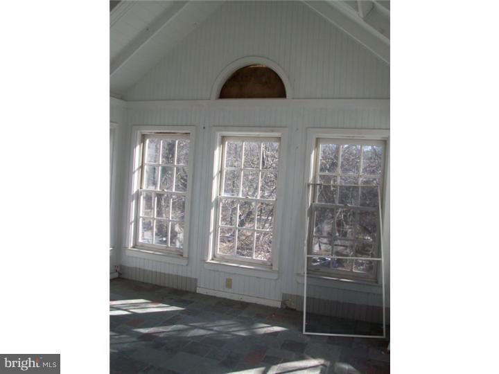 304 Swartley Road Hatfield, PA 19440 - Photo 4 of 21 Sun Room