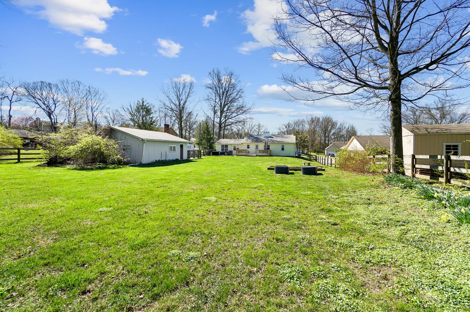 1014 Gaskins Road Cincinnati, OH 45245 - Photo 57 of 71