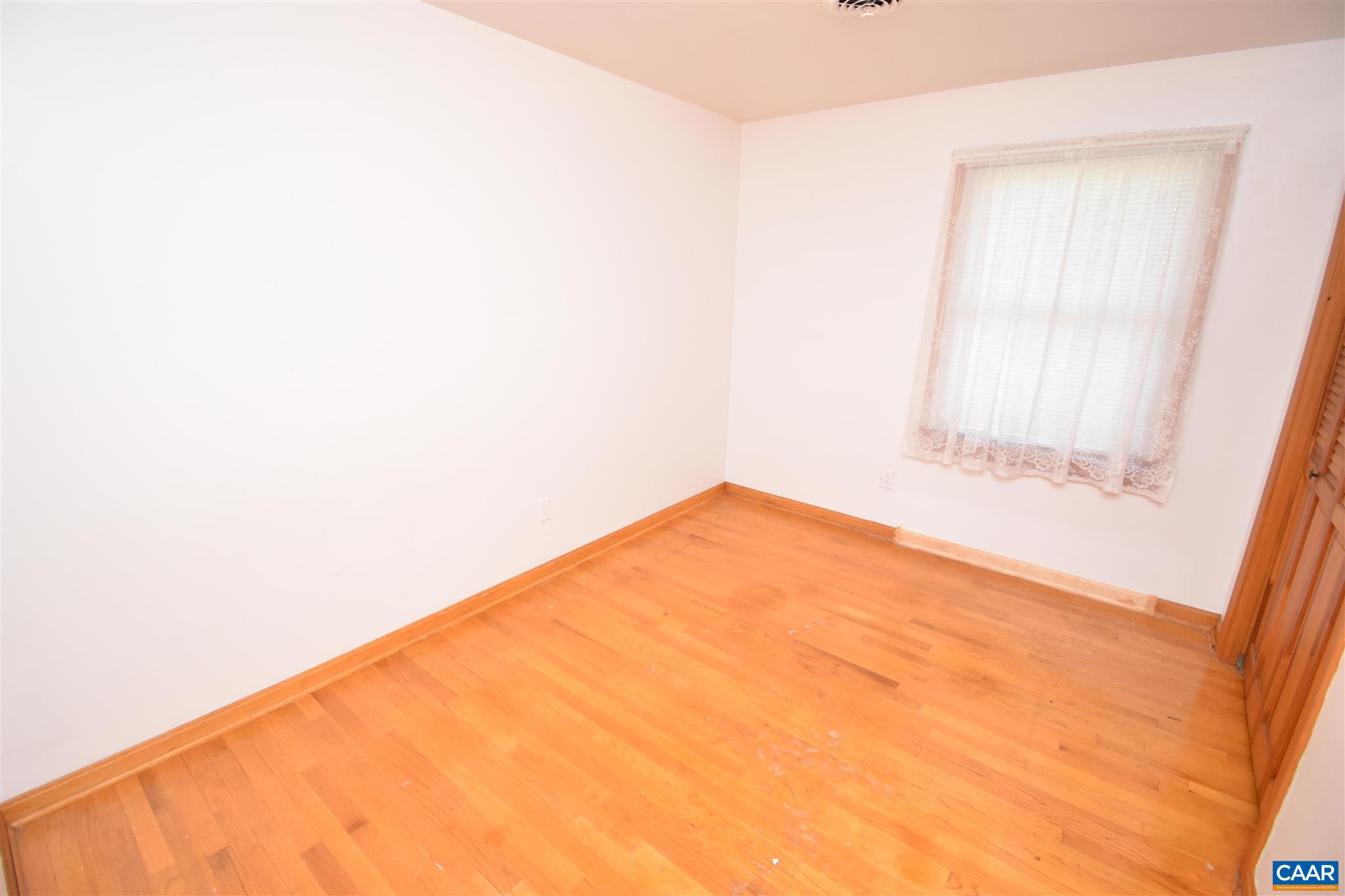 26 Warmar Road Ruckersville, VA 22968 - Photo 12 of 30 a view of a big room with an empty room