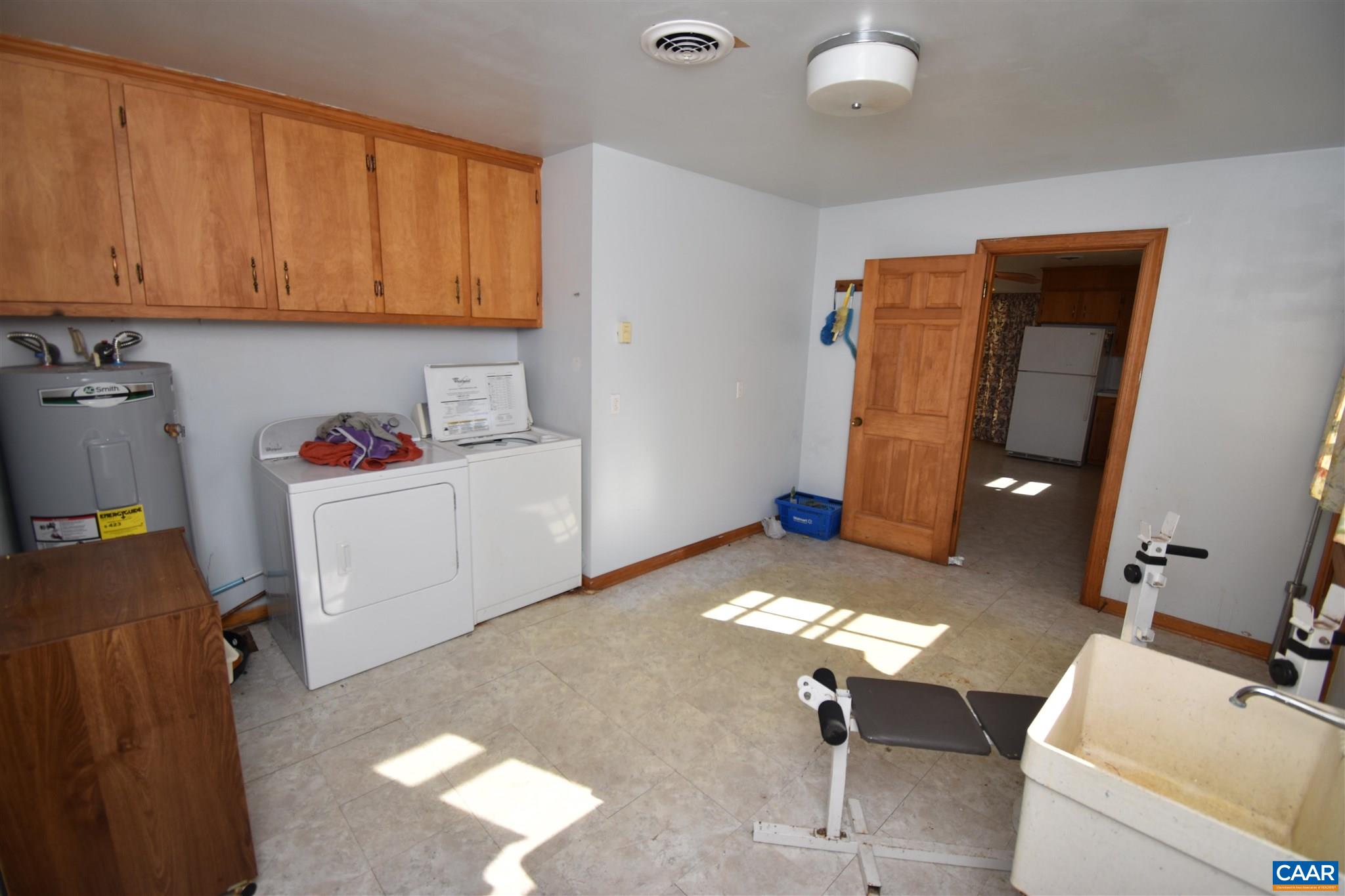 26 Warmar Road Ruckersville, VA 22968 - Photo 14 of 30 a workspace