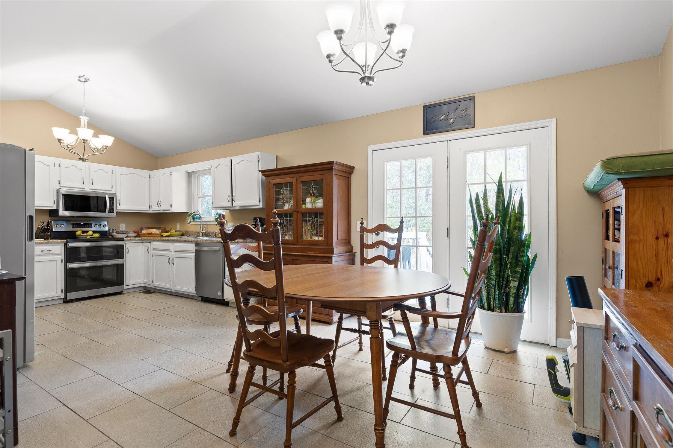 137 Fox Run Circle North Flintstone, GA 30725 - Photo 13 of 30 08-Fox Run-7