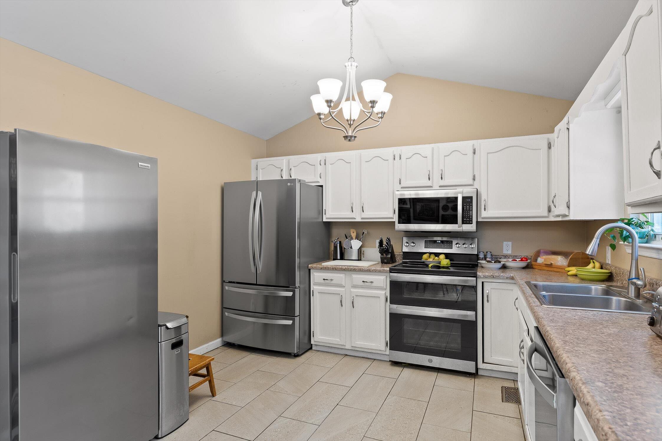 137 Fox Run Circle North Flintstone, GA 30725 - Photo 8 of 30 03-Fox Run-2