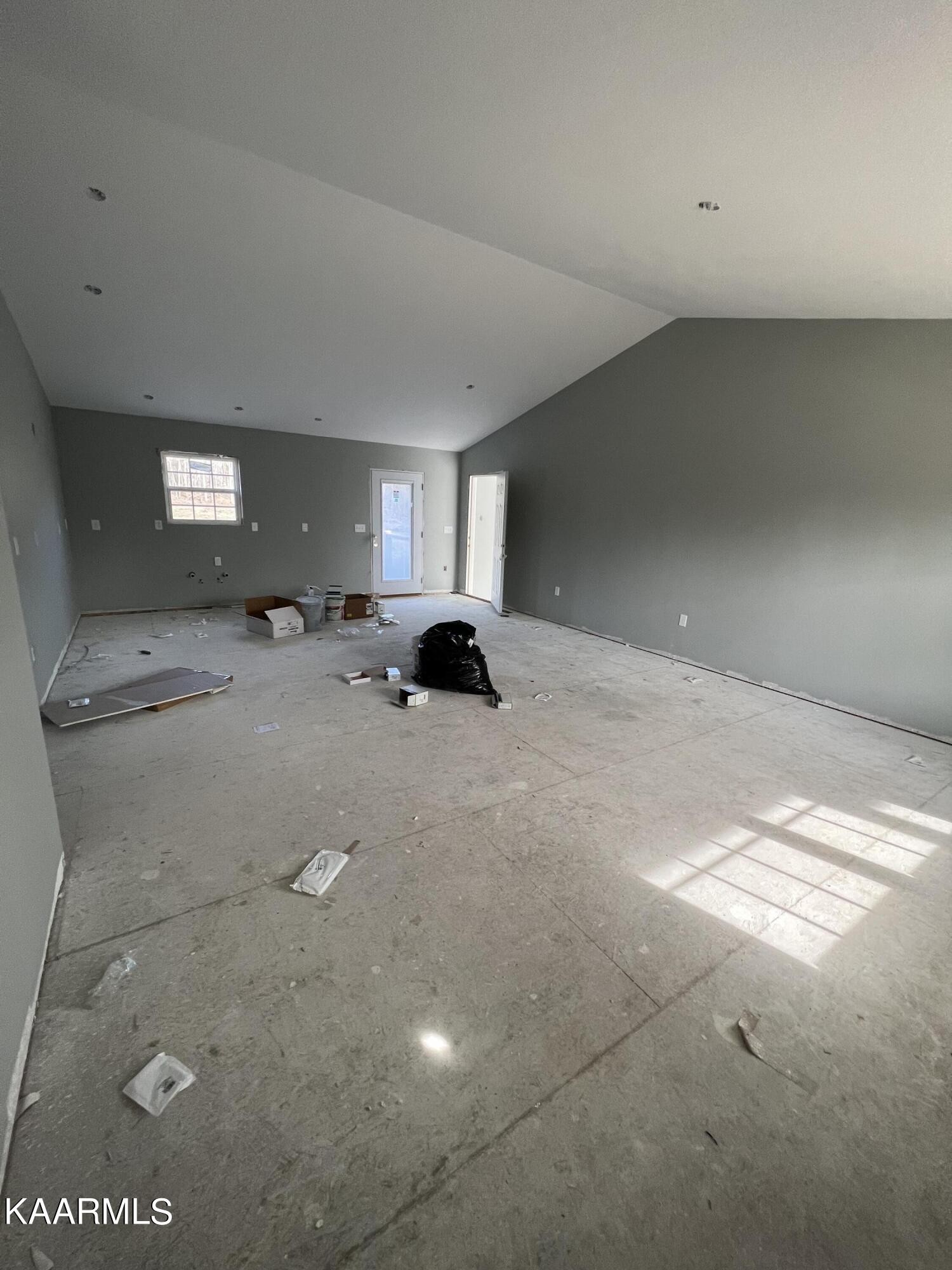 722 Rosenberg Ridge Jamestown, TN 38556 - Photo 3 of 8 Gallery Image 3