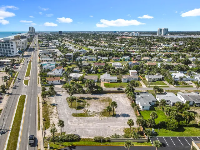 a view of a basketball court