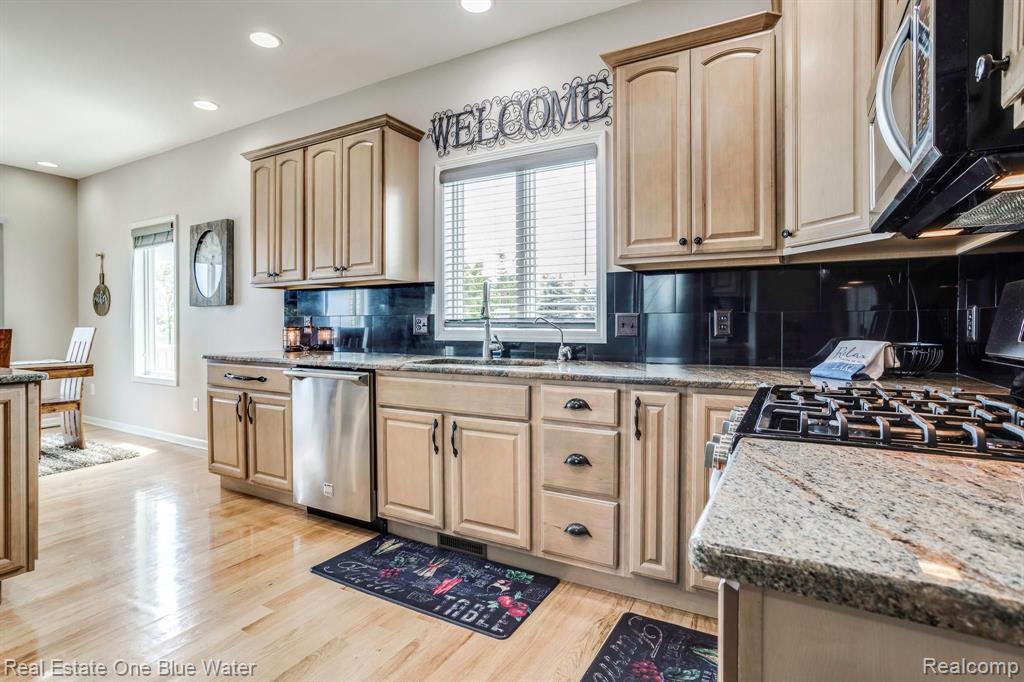 4470 Lakeshore Road Deckerville, MI 48427 - Photo 10 of 69