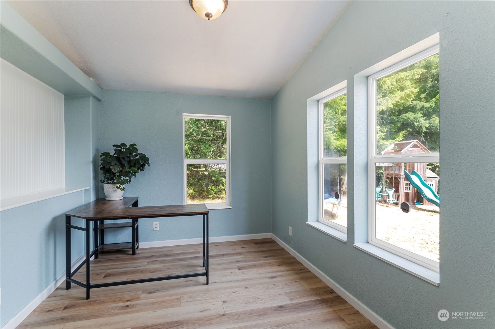 431 Southwest Wycoff Road Port Orchard, WA 98367 - Photo 12 of 28 Gallery Image 12