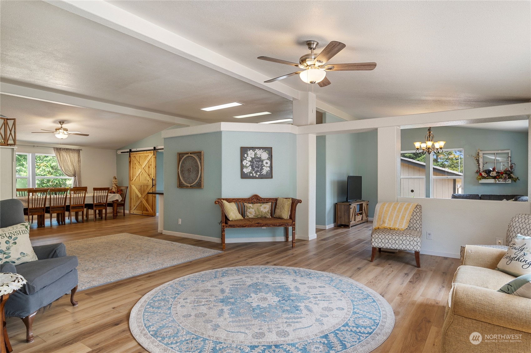 431 Southwest Wycoff Road Port Orchard, WA 98367 - Photo 3 of 28 Gallery Image 3
