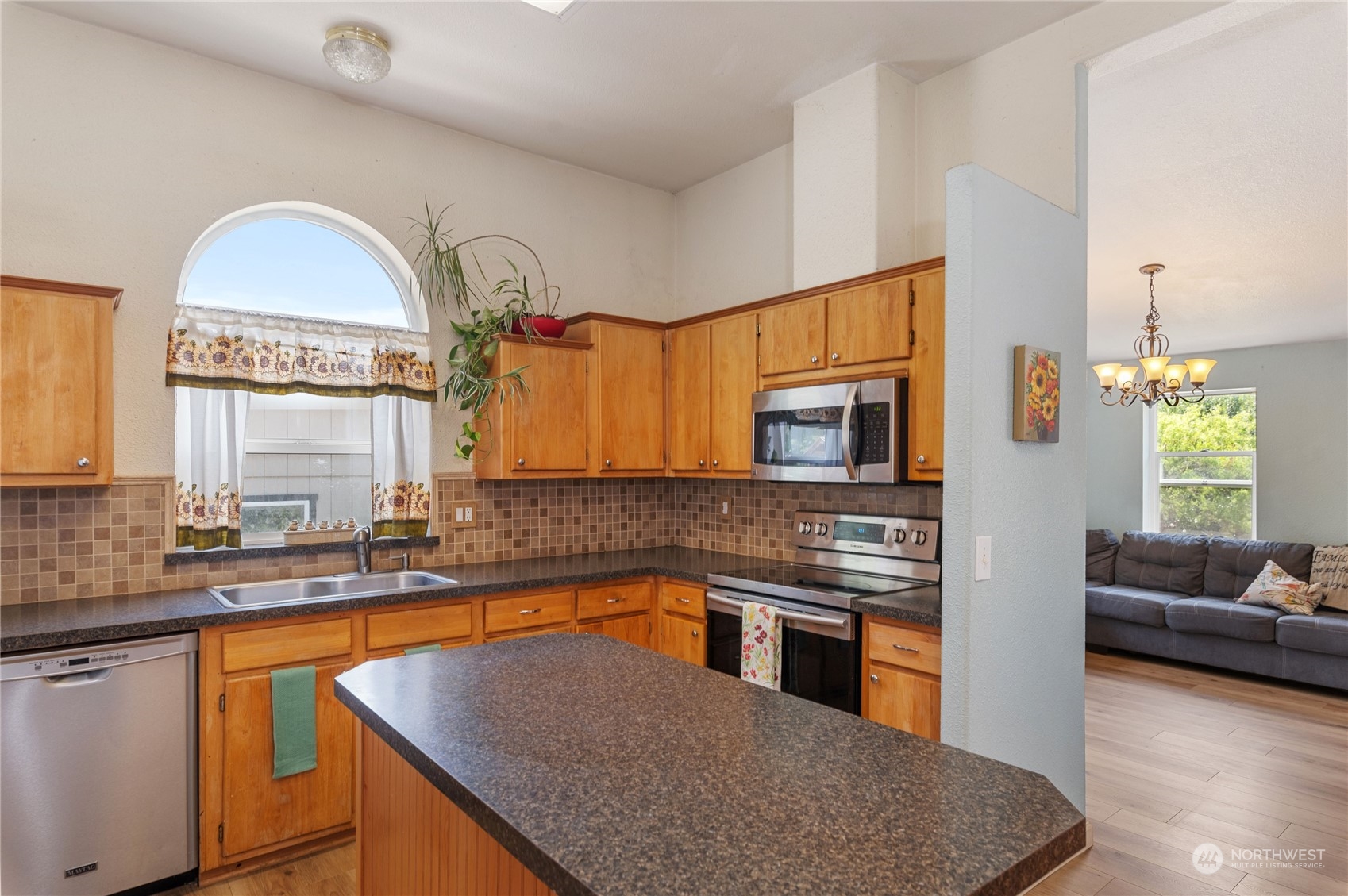 431 Southwest Wycoff Road Port Orchard, WA 98367 - Photo 7 of 28 Gallery Image 7