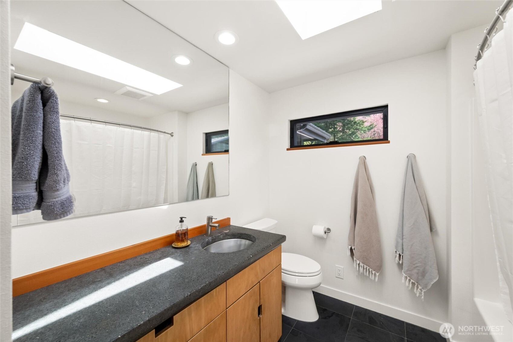 3993 Cabrant Road Everson, WA 98247 - Photo 27 of 40