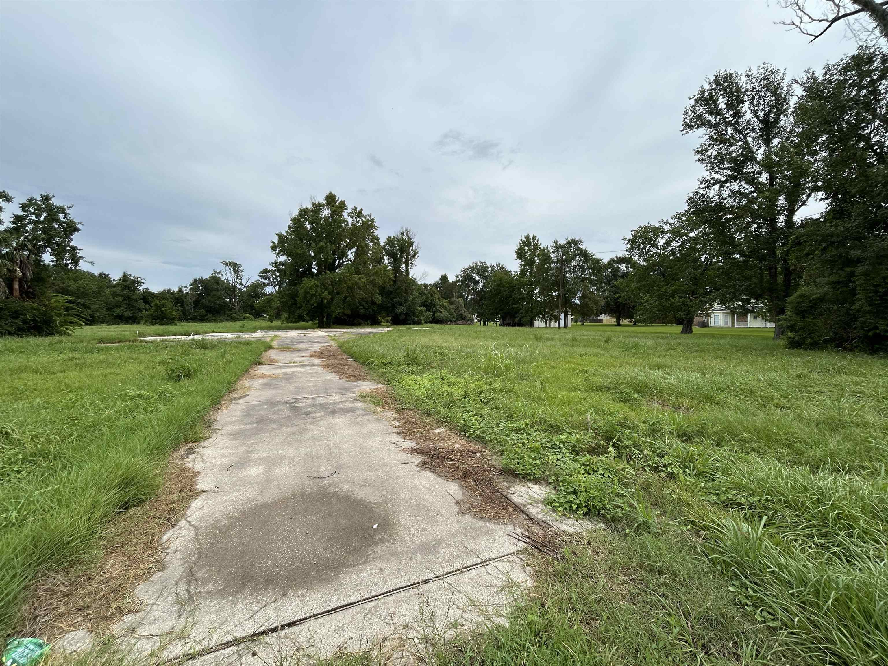 295 Stapper Street Bridge City, TX 77611 - Photo 4 of 8
