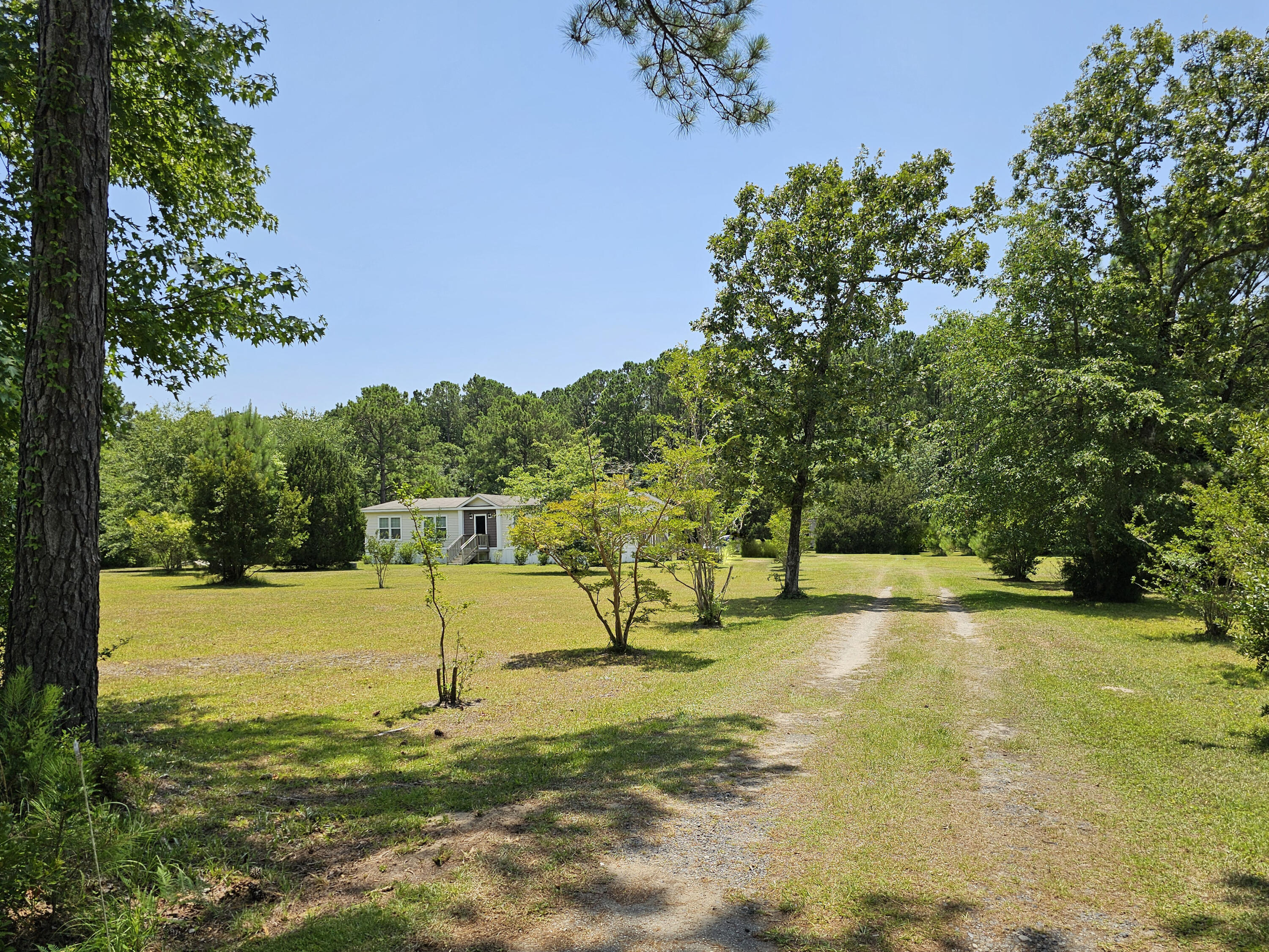8142 Doar Road Awendaw, SC 29429 - Photo 3 of 31 4-entrance