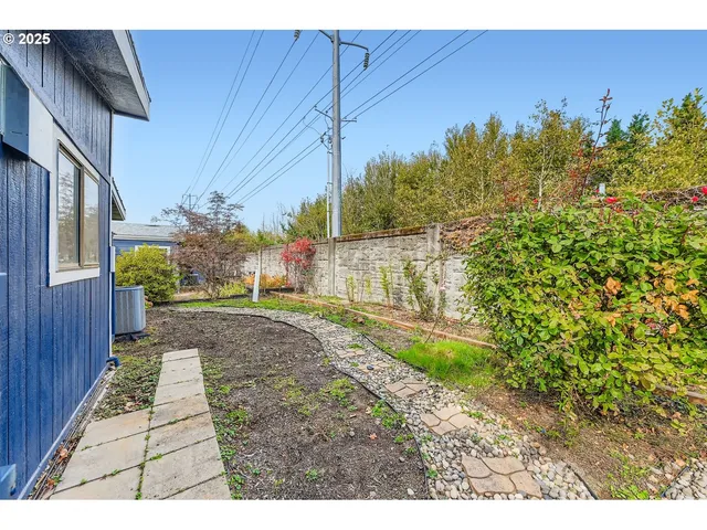 $130,000 | 100 Southwest 195th Avenue, Unit 104, Beaverton, OR 97006