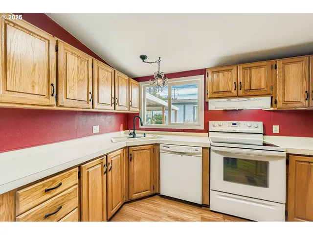 $130,000 | 100 Southwest 195th Avenue, Unit 104, Beaverton, OR 97006