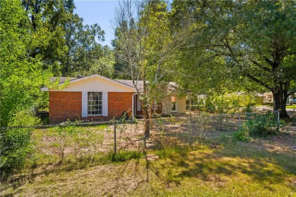 $160,000 | 6600 Longleaf Trace, Ball, LA 71405