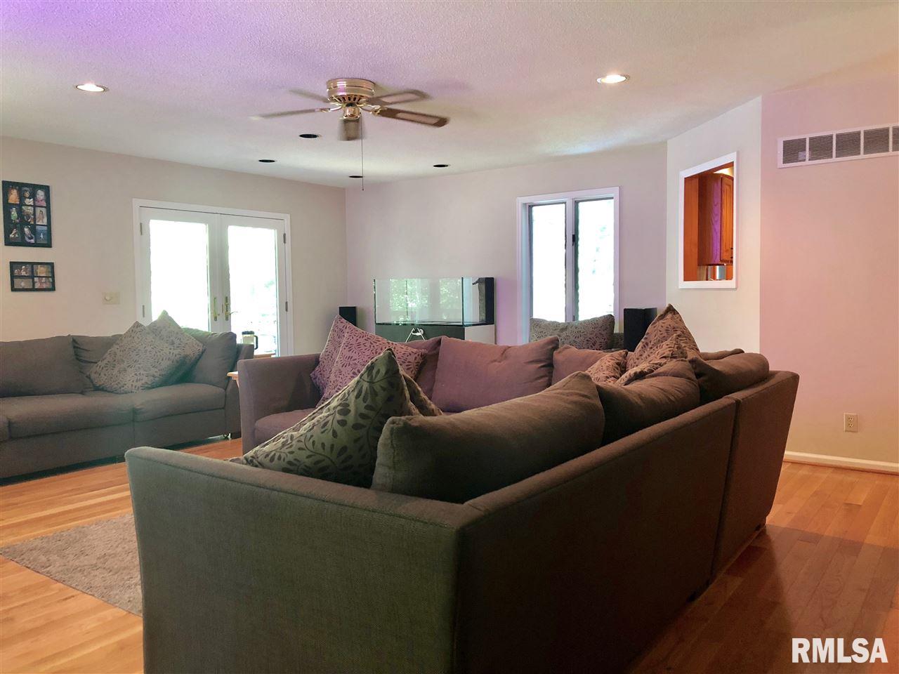 22 Indian Trail Road Macomb, IL 61455 - Photo 11 of 21 Gallery Image 11