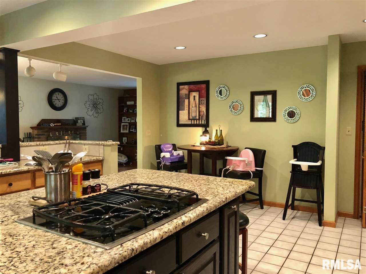 22 Indian Trail Road Macomb, IL 61455 - Photo 9 of 21 Gallery Image 9
